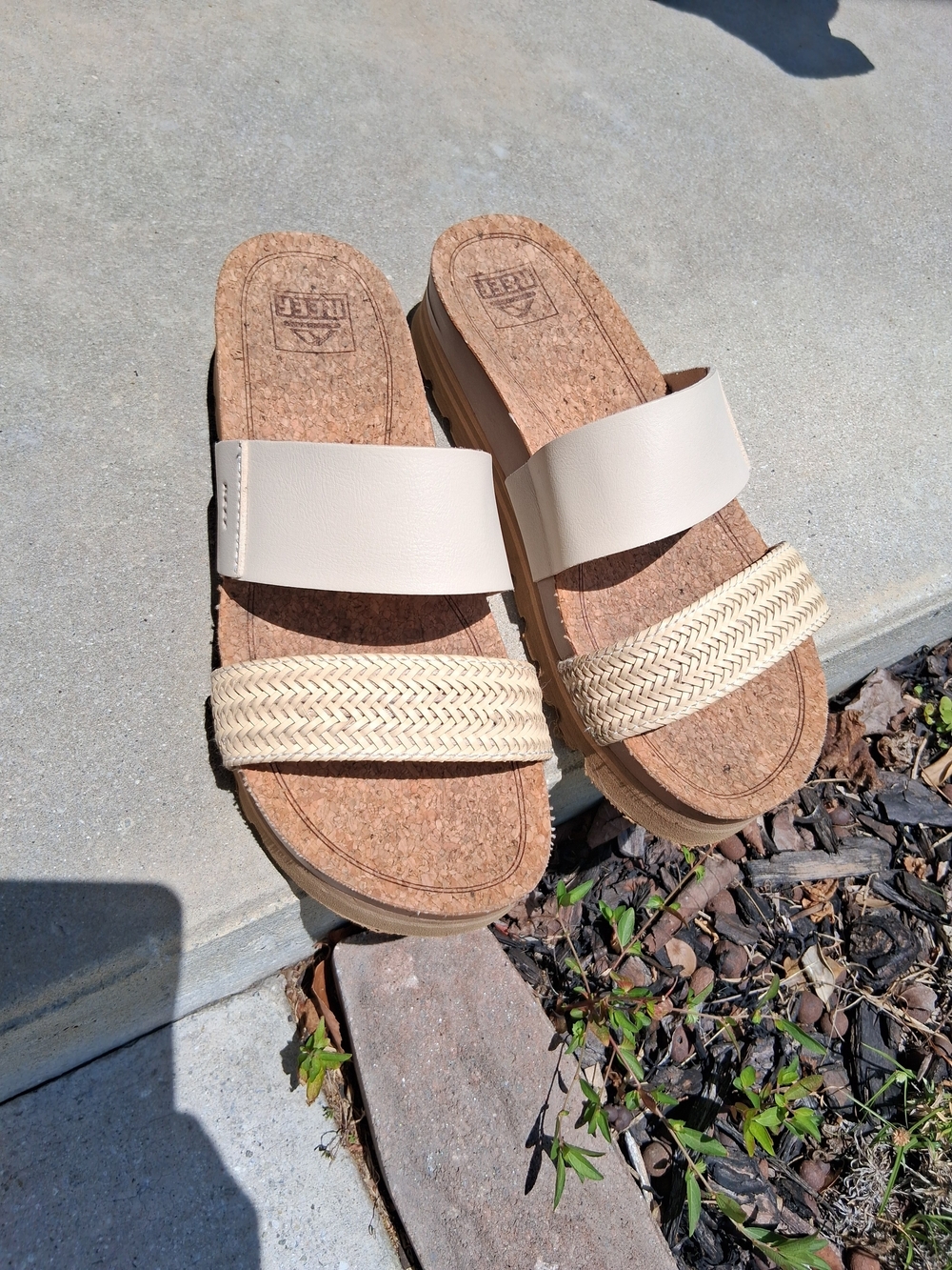 Reef Vista High Two-Band Cork Slide Sandals in Cream - Picture 3 of 8